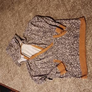 🍁White Birch Hooded Top